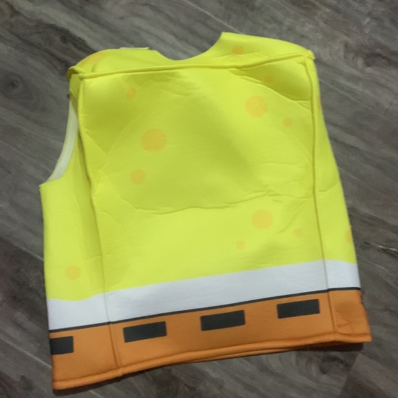 Children size Med (10-12) SpongeBob Costume - Picture 3 of 5